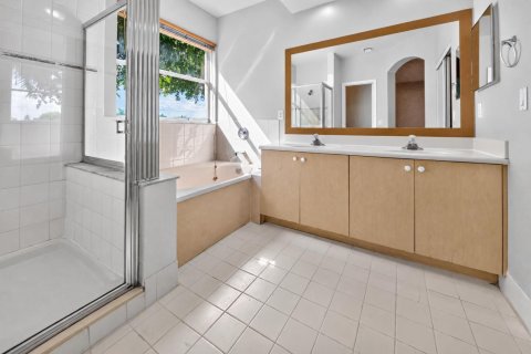 Villa ou maison à louer à Pembroke Pines, Floride: 3 chambres, 181.81 m2 № 2431338 - photo 16