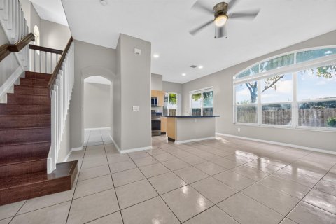 Villa ou maison à louer à Pembroke Pines, Floride: 3 chambres, 181.81 m2 № 2431338 - photo 6