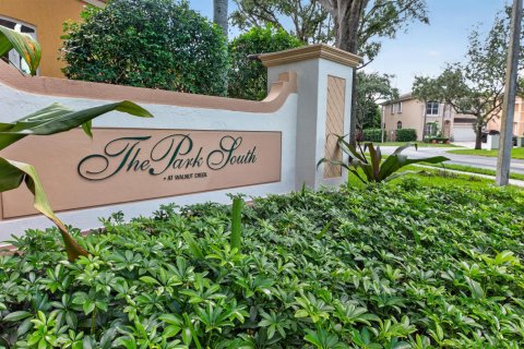 Villa ou maison à louer à Pembroke Pines, Floride: 3 chambres, 181.81 m2 № 2431338 - photo 27