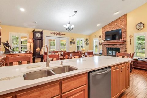 Casa en venta en Palatka, Florida, 4 dormitorios, 215.53 m2 № 1736772 - foto 18