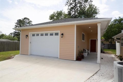 Casa en venta en Palatka, Florida, 4 dormitorios, 215.53 m2 № 1736772 - foto 4
