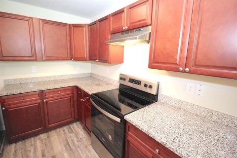 Купить коммерческую недвижимость в Палм-Кост, Флорида 6 спален, 242.75м2, № 1894429 - фото 17
