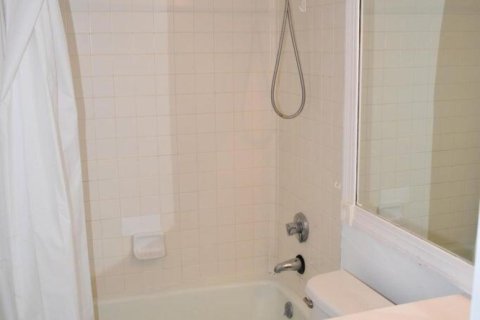 Condominio en alquiler en West Palm Beach, Florida, 2 dormitorios, 96.8 m2 № 2262009 - foto 7