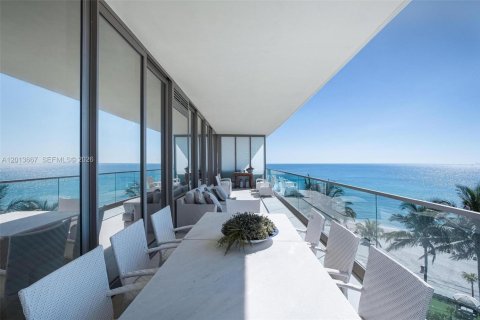 Condominio en venta en Sunny Isles Beach, Florida, 3 dormitorios, 283.35 m2 № 2274663 - foto 4