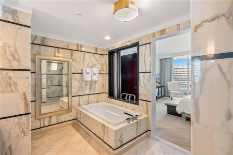 Copropriété à vendre à Miami Beach, Floride: 1 chambre, 89 m2 № 2154777 - photo 30
