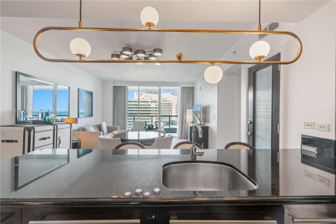 Copropriété à vendre à Miami Beach, Floride: 1 chambre, 89 m2 № 2154777 - photo 19