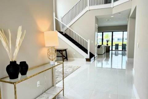 Villa ou maison à louer à Boca Raton, Floride: 5 chambres, 428.19 m2 № 2397751 - photo 3