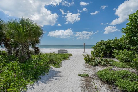 Copropriété à vendre à Bradenton Beach, Floride: 2 chambres, 116.96 m2 № 2434757 - photo 3