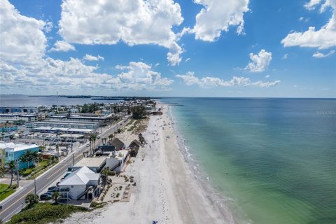 Copropriété à vendre à Bradenton Beach, Floride: 2 chambres, 116.96 m2 № 2434757 - photo 12