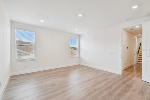 Adosado en venta en Tampa, Florida, 4 dormitorios, 215.44 m2 № 1883563 - foto 10
