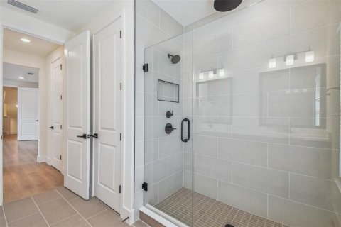 Adosado en venta en Tampa, Florida, 4 dormitorios, 215.44 m2 № 1883563 - foto 13