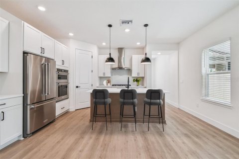 Adosado en venta en Tampa, Florida, 4 dormitorios, 215.44 m2 № 1883563 - foto 27