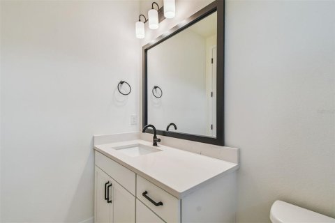 Adosado en venta en Tampa, Florida, 4 dormitorios, 215.44 m2 № 1883563 - foto 20