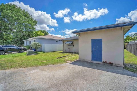 Villa ou maison à vendre à Hollywood, Floride: 3 chambres, 153.38 m2 № 1921817 - photo 3