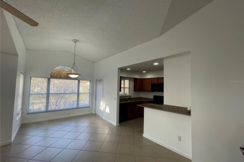 Appartement à louer à Orlando, Floride: 2 chambres, 104.61 m2 № 2097691 - photo 11
