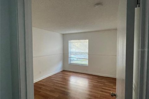 Appartement à louer à Orlando, Floride: 2 chambres, 104.61 m2 № 2097691 - photo 3