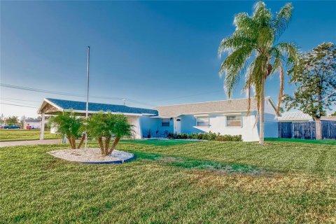 Casa en Apollo Beach, Florida 4 dormitorios, 111.2 m2 № 2126060