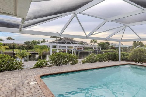 Casa en venta en Port Charlotte, Florida, 3 dormitorios, 255.11 m2 № 1910672 - foto 20