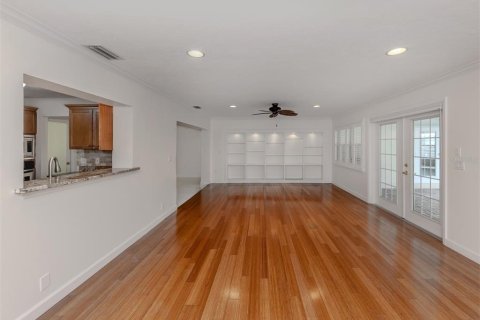 Casa en venta en Port Charlotte, Florida, 3 dormitorios, 255.11 m2 № 1910672 - foto 5