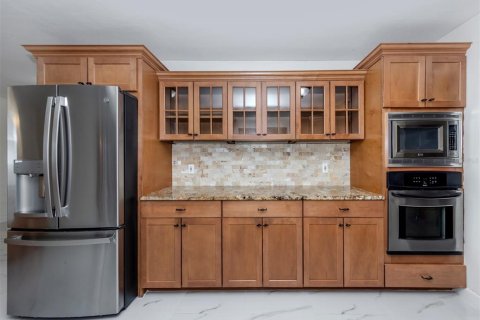 Casa en venta en Port Charlotte, Florida, 3 dormitorios, 255.11 m2 № 1910672 - foto 10