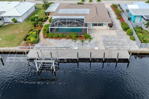 Casa en venta en Port Charlotte, Florida, 3 dormitorios, 255.11 m2 № 1910672 - foto 2
