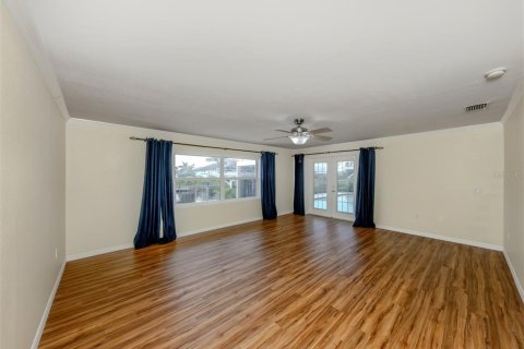 Casa en venta en Port Charlotte, Florida, 3 dormitorios, 255.11 m2 № 1910672 - foto 29