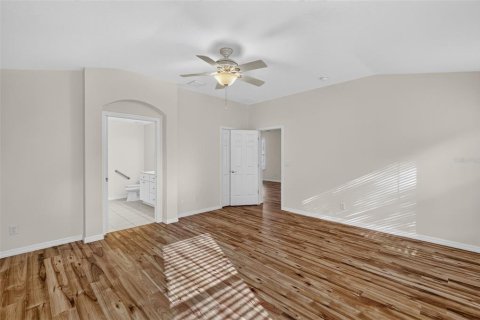 House in Leesburg, Florida 3 bedrooms, 144.83 sq.m. № 2391014 - photo 27