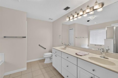 House in Leesburg, Florida 3 bedrooms, 144.83 sq.m. № 2391014 - photo 29