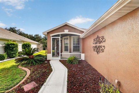 House in Leesburg, Florida 3 bedrooms, 144.83 sq.m. № 2391014 - photo 7