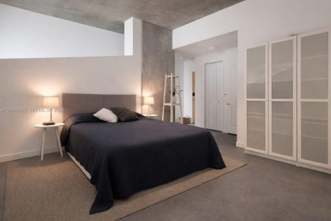 Condo in West Palm Beach, Florida, 1 bedroom  № 2065138 - photo 6