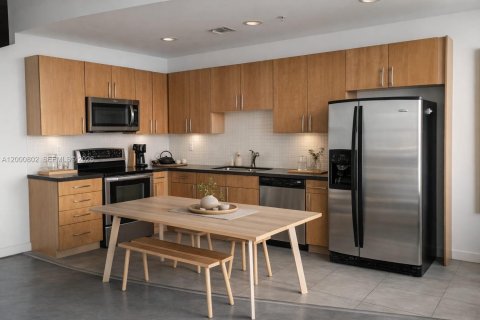 Condo in West Palm Beach, Florida, 1 bedroom  № 2065138 - photo 4