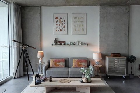 Condo in West Palm Beach, Florida, 1 bedroom  № 2065138 - photo 5