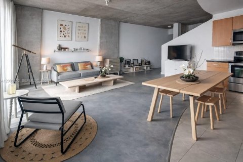 Condo in West Palm Beach, Florida, 1 bedroom  № 2065138 - photo 2