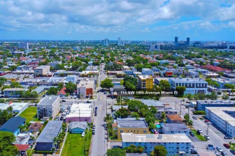 Купить коммерческую недвижимость в Майами, Флорида № 2034335 - фото 6