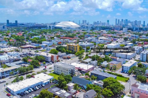 Купить коммерческую недвижимость в Майами, Флорида № 2034335 - фото 7