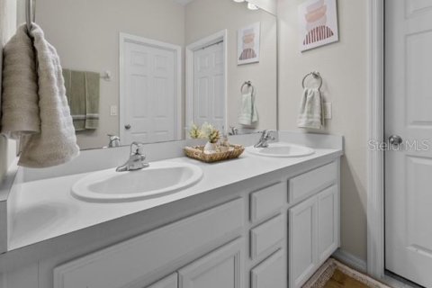 Touwnhouse à vendre à Orlando, Floride: 3 chambres, 145.95 m2 № 2304672 - photo 23