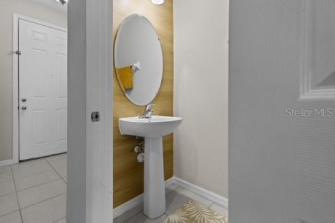 Touwnhouse à vendre à Orlando, Floride: 3 chambres, 145.95 m2 № 2304672 - photo 14