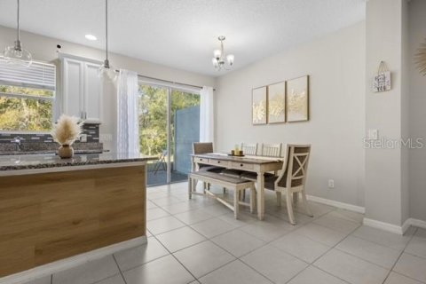 Touwnhouse à vendre à Orlando, Floride: 3 chambres, 145.95 m2 № 2304672 - photo 9