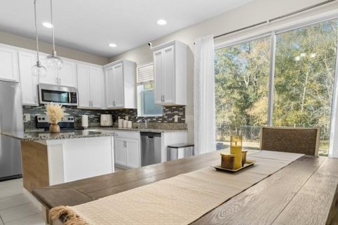 Touwnhouse à vendre à Orlando, Floride: 3 chambres, 145.95 m2 № 2304672 - photo 10