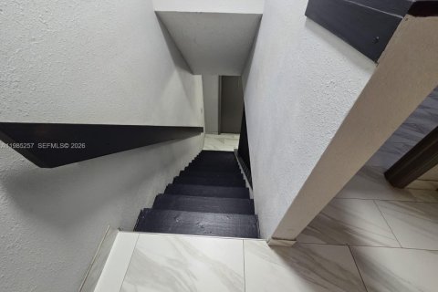 Touwnhouse à vendre à Margate, Floride: 2 chambres, 74.32 m2 № 2046953 - photo 24