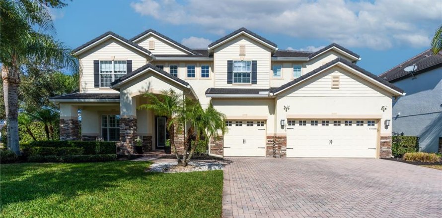 House in Winter Garden, Florida 5 bedrooms, 345.41 sq.m. № 1546354