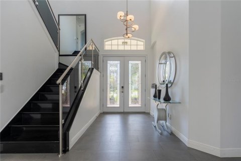 House in Winter Garden, Florida 5 bedrooms, 345.41 sq.m. № 1546354 - photo 8