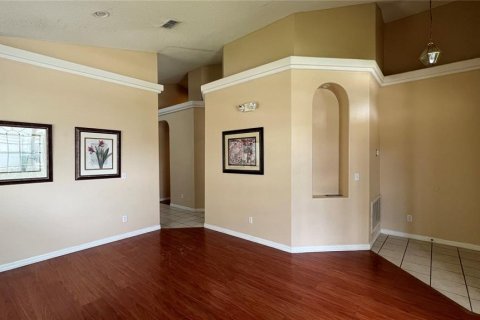 House in Clermont, Florida 4 bedrooms, 180.42 sq.m. № 1918119 - photo 5