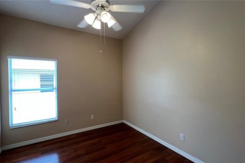 House in Clermont, Florida 4 bedrooms, 180.42 sq.m. № 1918119 - photo 18
