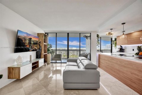 Copropriété à vendre à Aventura, Floride: 2 chambres, 105.91 m2 № 1745713 - photo 10