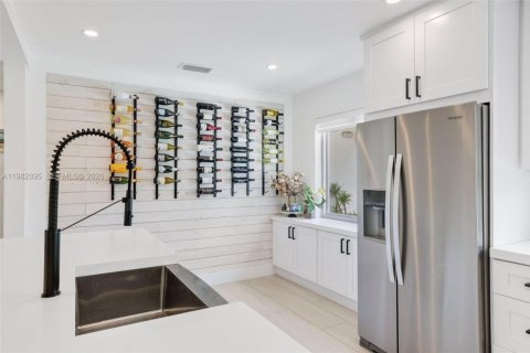 Купить виллу или дом в Майами, Флорида 3 комнаты, 196.21м2, № 2049726 - фото 22