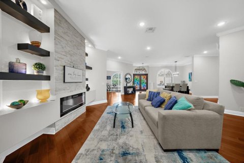 Casa en venta en Palm Harbor, Florida, 4 dormitorios, 346.99 m2 № 2384443 - foto 21