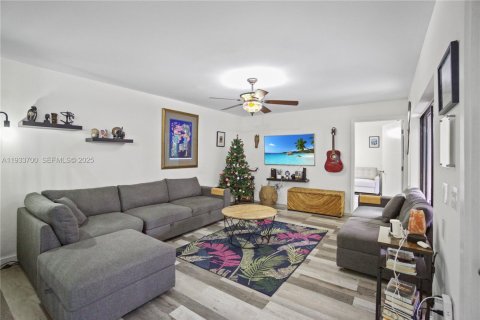 Adosado en venta en Palm Beach Gardens, Florida, 3 dormitorios, 138.24 m2 № 1992153 - foto 9