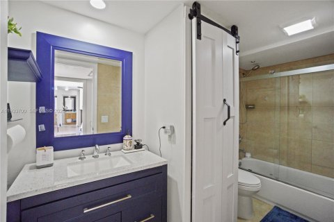 Adosado en venta en Palm Beach Gardens, Florida, 3 dormitorios, 138.24 m2 № 1992153 - foto 29