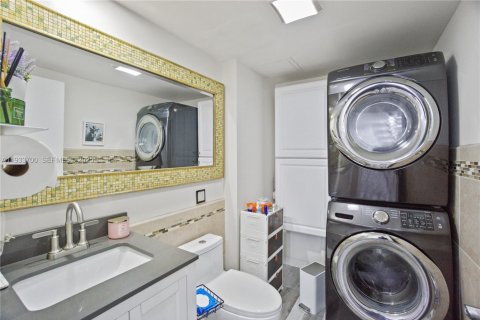 Adosado en venta en Palm Beach Gardens, Florida, 3 dormitorios, 138.24 m2 № 1992153 - foto 17